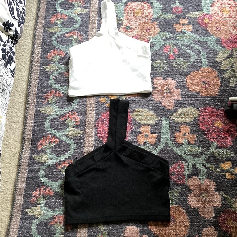 Set of SHEIN tanks